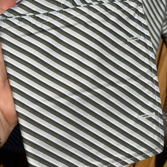 Banana Republic Mens shirt BNWOT SIZE M - Picture 3 of 4